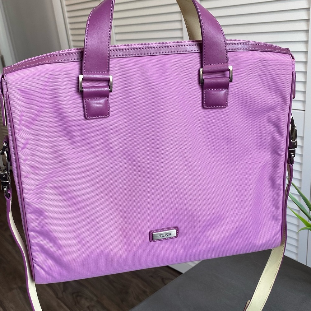 Tumi Tough Nylon Crossbody Handle Strap Bag Purple Lavender Lilac